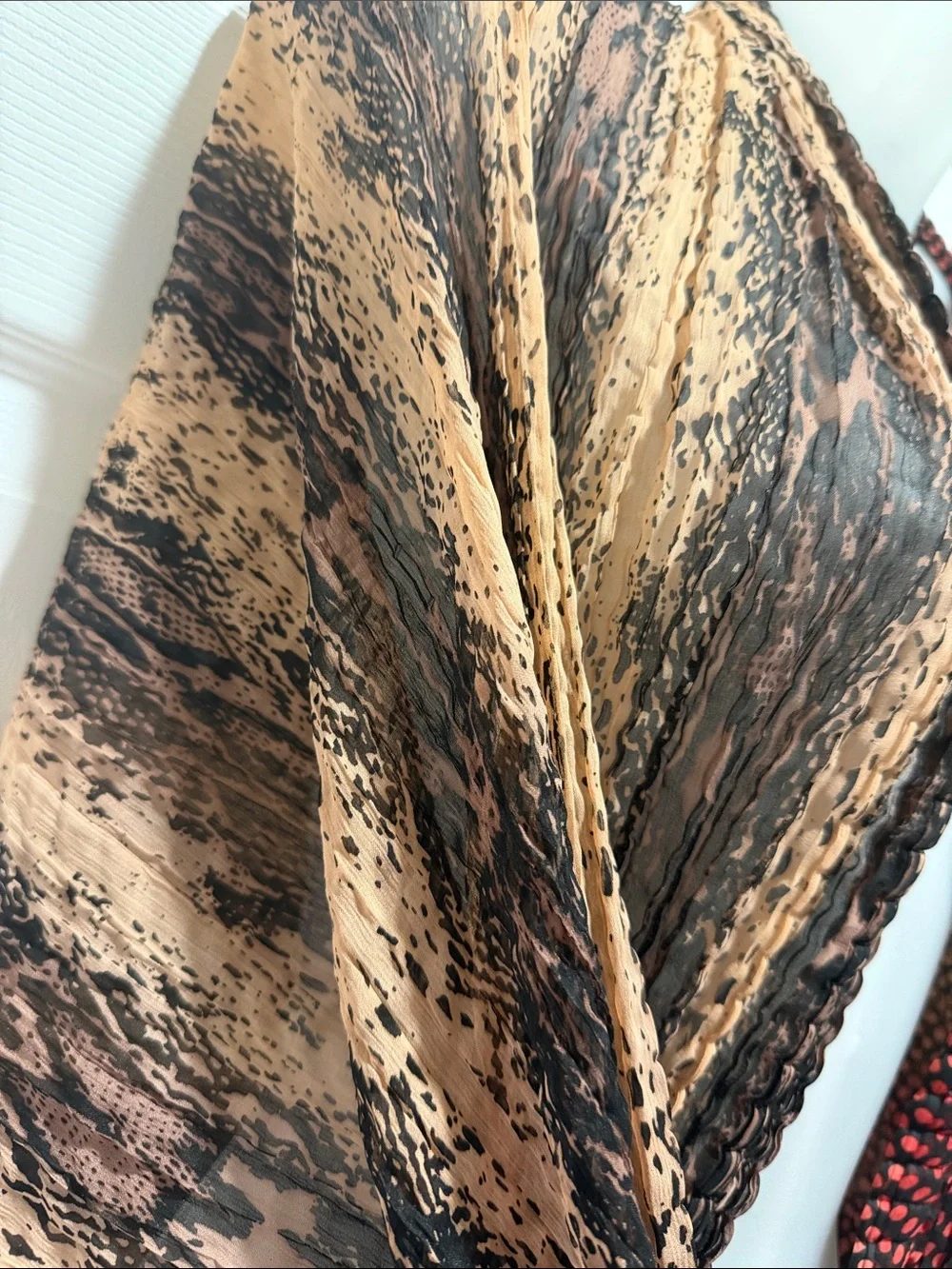 VTG Y2K Avant-Garde Mixed Print Plissé Micro-Pleated Asymmetric Statement Scarf
